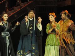 -交通银行前滩31演艺中心