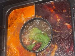 -老牌坊云南鱼豆花火锅(哈西万达店)