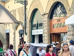 -Gelateria Dondoli