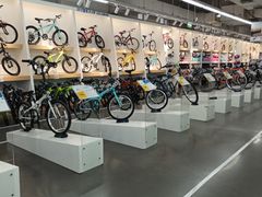 -迪卡侬(西三旗店)