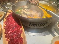 -左庭右院鲜牛肉火锅(金山万达店)