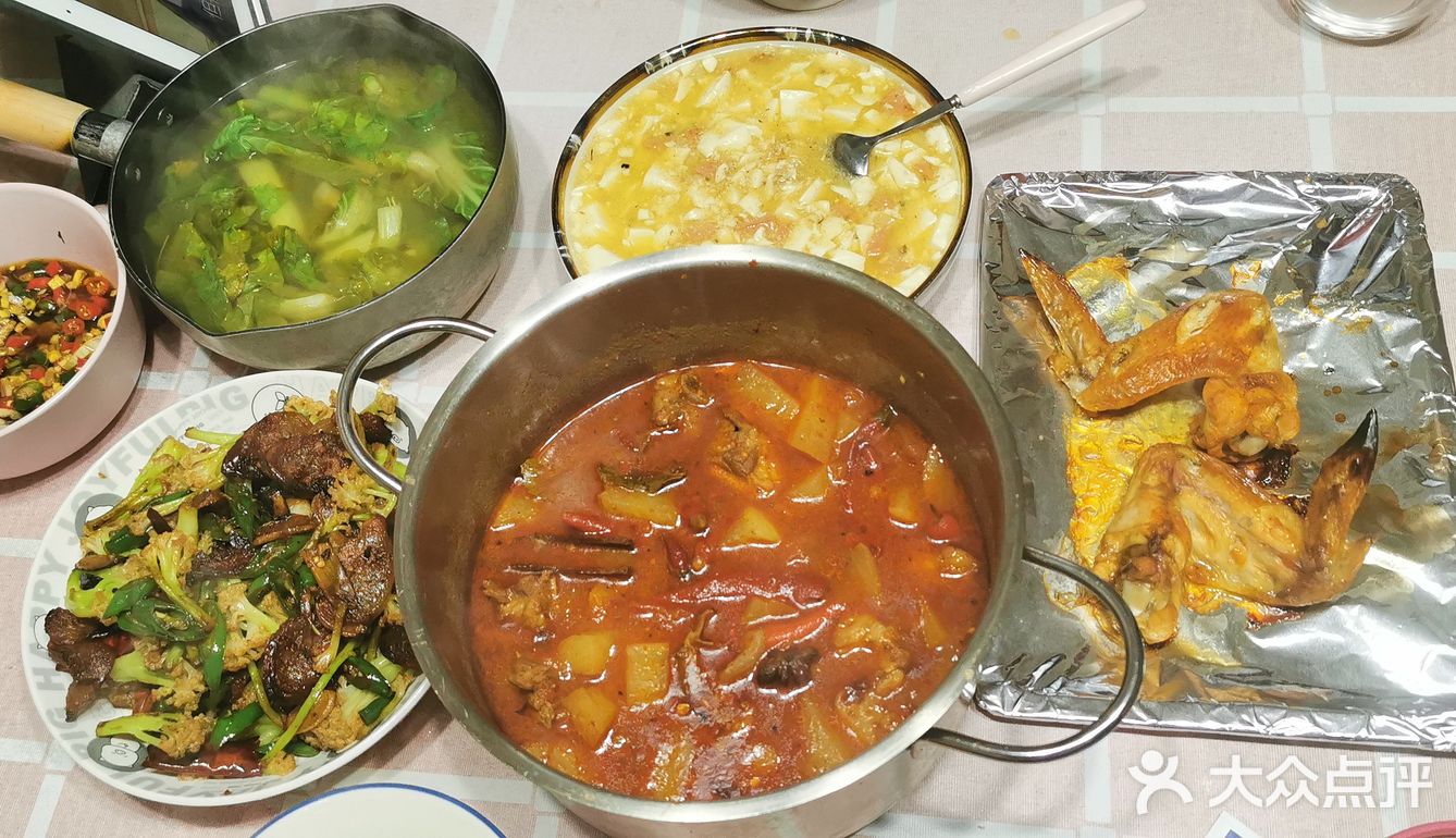 因为是北方人，会做北方面食，自己做的丁丁炒面