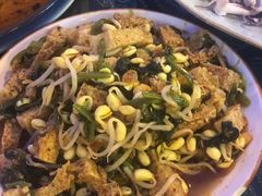 -六福烧烤酒馆(秦隆步行街店)