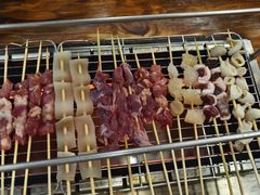 -哈尔滨小酒馆·鲜肉现穿自助烧烤(康新花园店)