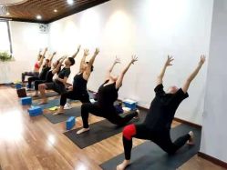 -兴亚瑜伽20年老馆