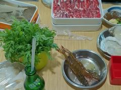 -杨老板·海鲜集市火锅·鲜切牛肉(中防万宝店)