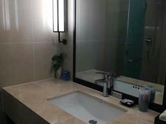 -乌鲁木齐百世昌龙泉酒店(大巴扎店)