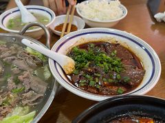 -杨三娘跷脚牛肉(羊子山西路店)