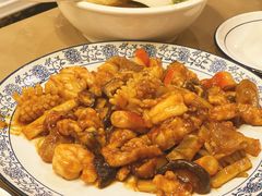 -金牌餐厅·天津菜·八珍豆腐·老爆三(瓷房子店)