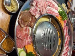 -哈哈碳都·牛肋条无限自助烤肉(宝龙店)