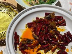 -嫩芽 ·地道重庆菜(十八梯露台夜景店)