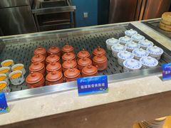 -锤头鲨毛肚海鲜烤肉自助餐厅(国购广场店)