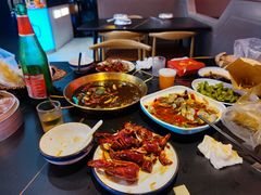 -老班长·小龙虾·鲜货烧烤大排档(金街美地店)