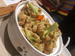 虾酱花菜-小船渔村•大连菜•大连焖鱼(黄河路店)