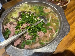 -谢老五跷脚牛肉·非遗传承店