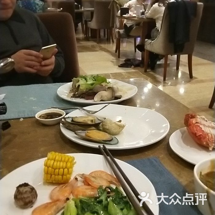 世紀金源大飯店匯景閣自助餐廳