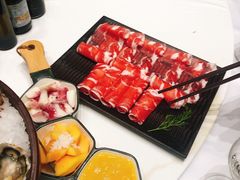 -红鼎豆捞·非遗鲍皇汤火锅(宝丰路店)