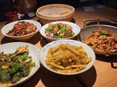 -吃饭皇帝大土家民族菜(正大广场店)