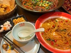 -川芙蓉·市井老川菜(长寿路店)