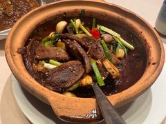 -八府香鸭·啫啫煲(华山路店)