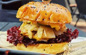 Signature Hawaiian Beef Burger