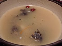 -黑鸡小馆(金源店)