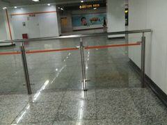 -陆家浜路(地铁站)