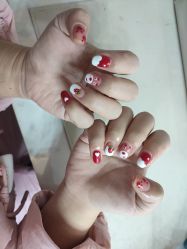 -董小姐日式美甲美睫·皮肤管理