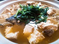 -河畔春天时尚餐厅