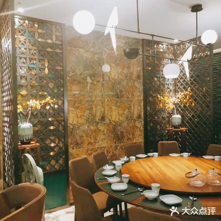 一间致力于原创的新派粤式料理餐厅