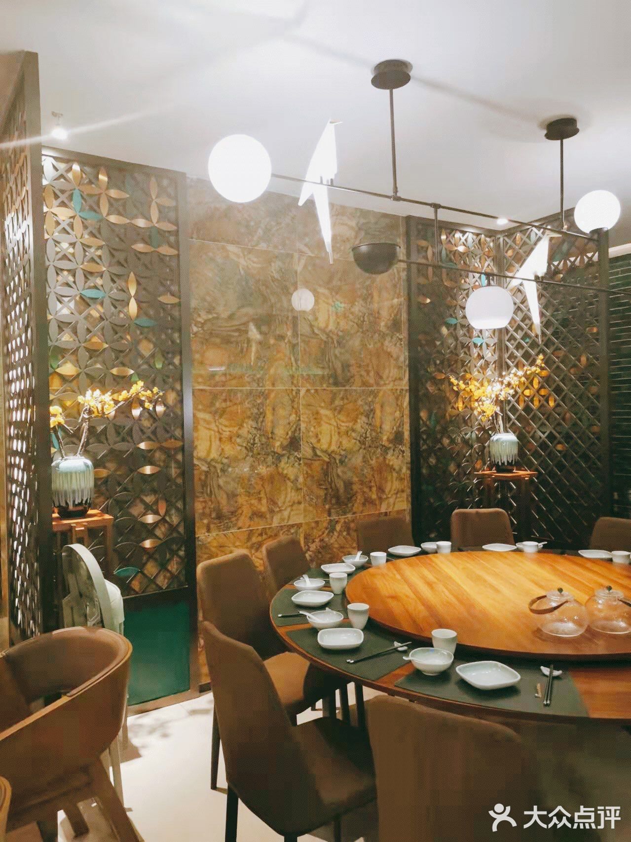 一间致力于原创的新派粤式料理餐厅