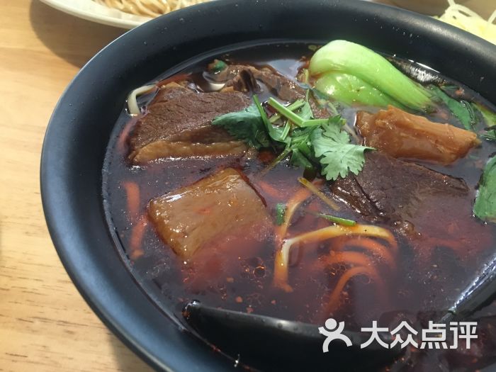 李先生加州牛肉面(上地店)半筋半肉麻辣牛肉面图片 - 第20张