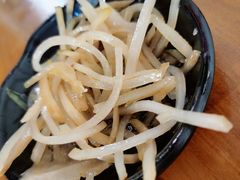 小咸菜-丽虹云南过桥米线(兴工街店)