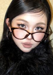 -明天见·化妆造型工作室