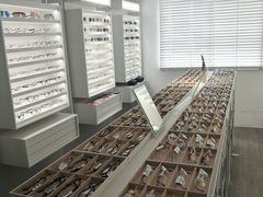 -目艮眼镜SHOWROOM(品牌集合店)
