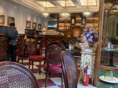 -秘密旅行Bonjour(黑金冠 江南西店)