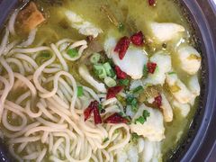 -周鱼小馆石锅酸菜鱼(活力汇店)