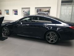 -杭州中升之星奔驰4S店(滨江店)