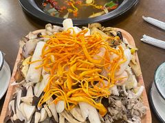 -菌乡缘·野生菌蒸汽鱼火锅(江边夜市店)
