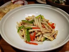 -山茶云南菜(永安里店)