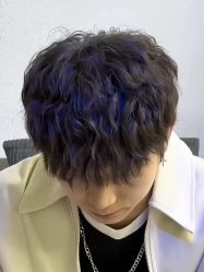 -乾健·烫染·接发SALON