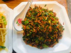 -临江餐馆二楼美食部落