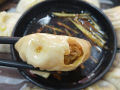 蟹黄汤包-食惠里小笼包面馆(越秀店)