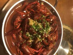 -临江餐馆二楼美食部落