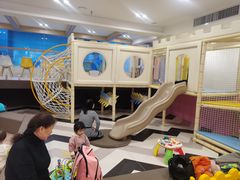 -酷游亲子游泳中心