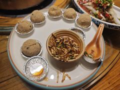 -亮欢寨酸汤鱼(沙冲路店)