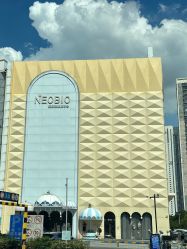 -奈尔宝家庭中心·亲子餐厅(鄞州万达店)