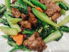菜远炒牛肉-金翠河烧鹅粤式茶餐厅(龙湖三千集天街店)