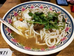 -鑫花溪牛肉米粉(人民广场店)