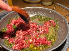 猫儿山的小黄牛-吃饭皇帝大土家民族菜(正大广场店)